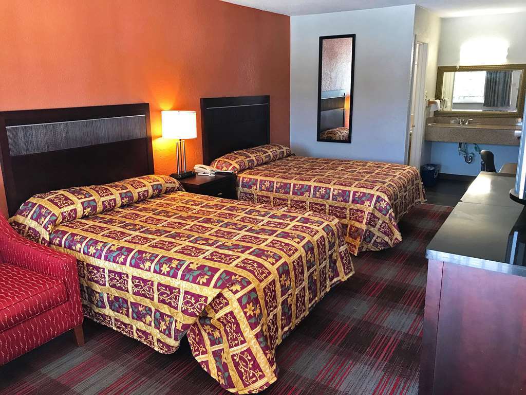 Americas Best Value Inn Richmond South Bellwood Номер фото